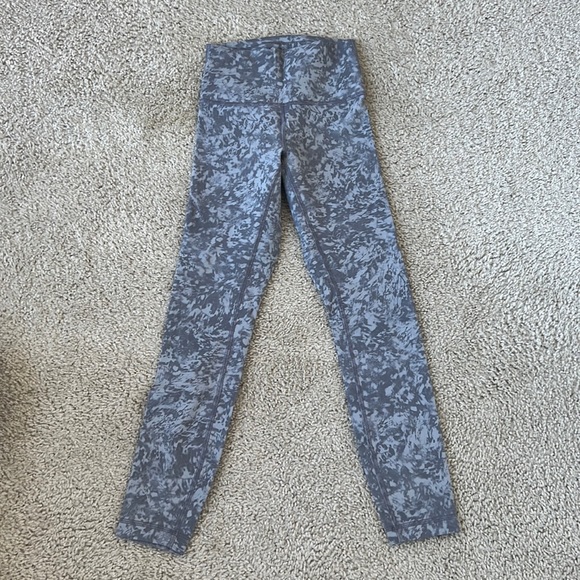 lululemon leggings - Picture 1 of 4